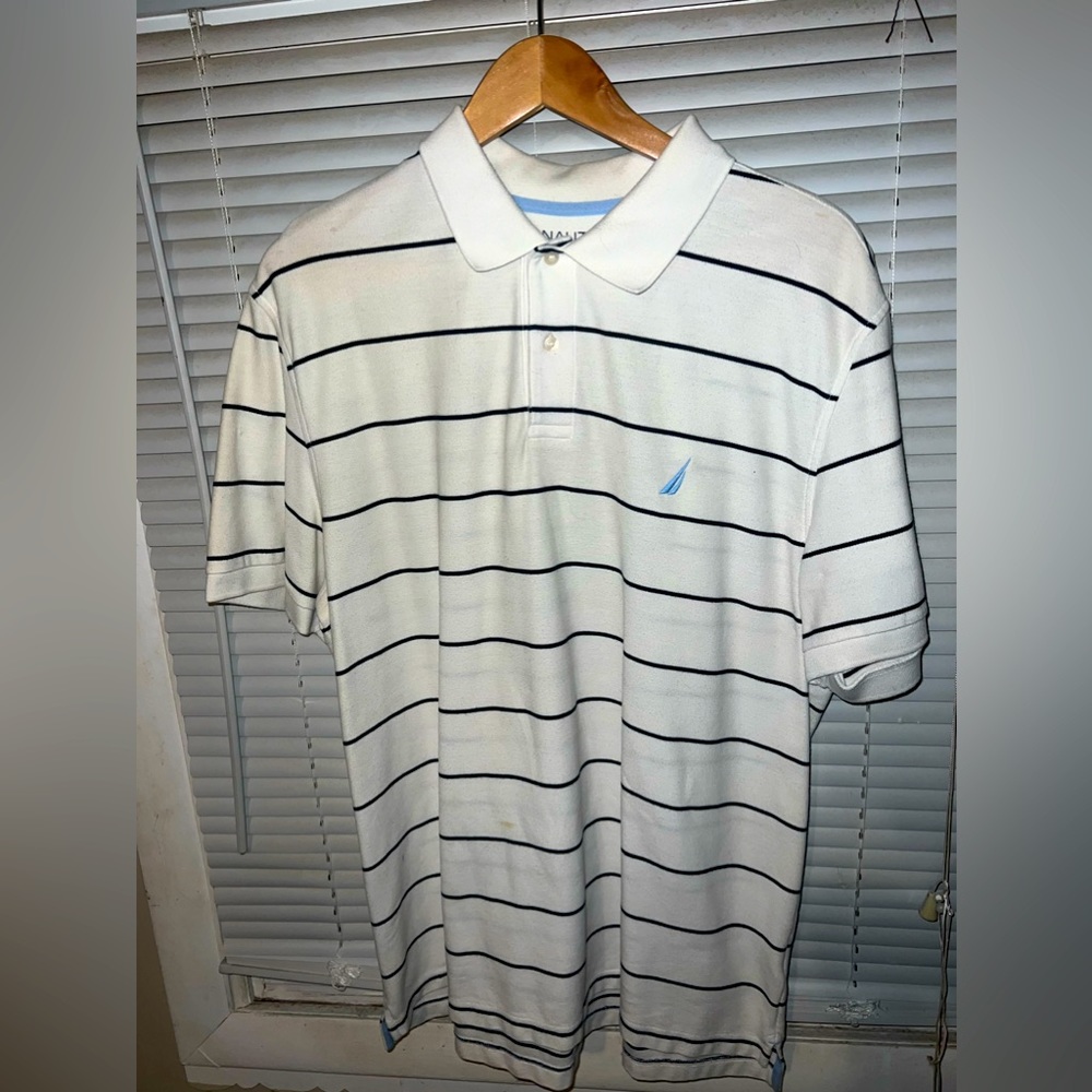 XL Náutica dress Polo shirt. Worn 2-3 times. In great condition